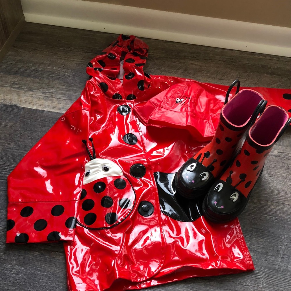 Rain coat with lily and dan rain boots